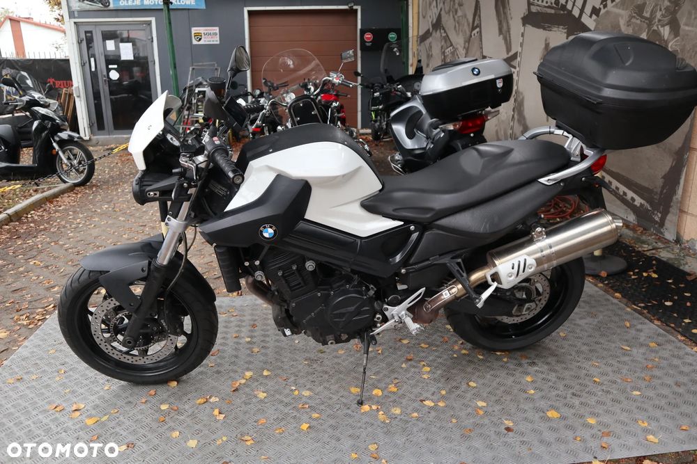 BMW F