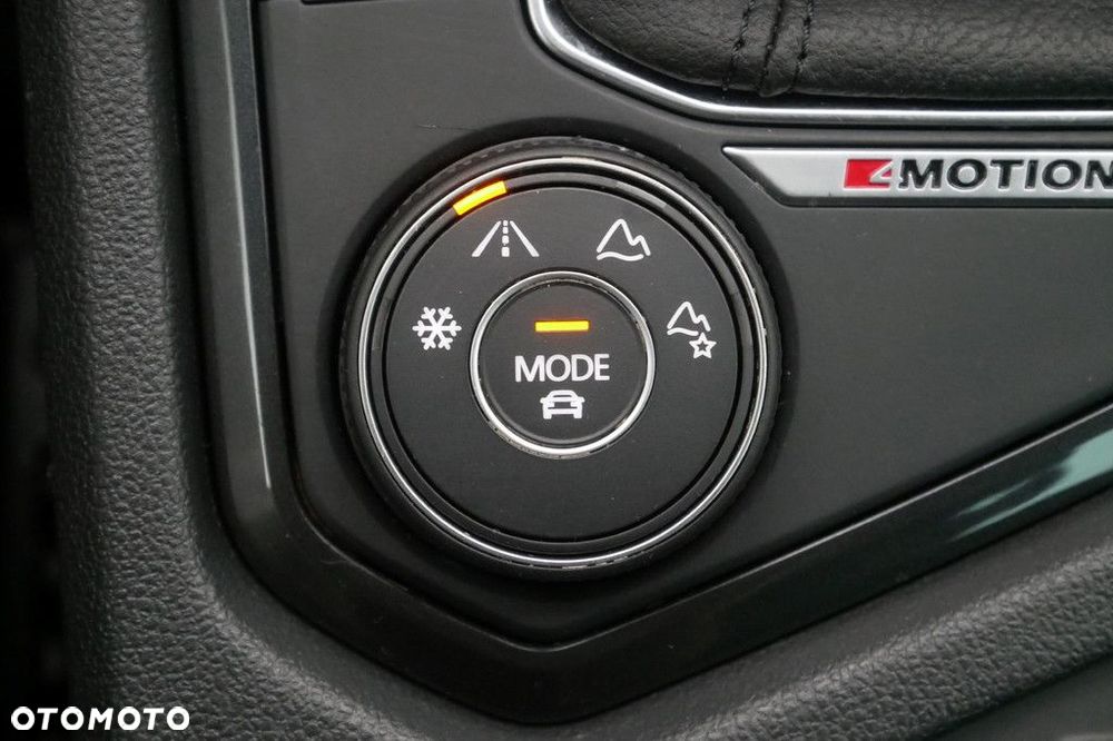 Volkswagen Tiguan 2.0 TDI SCR Elegance DSG - 26
