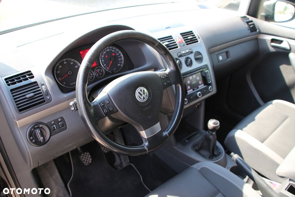 Volkswagen Touran 1.4 TSI Freestyle - 10