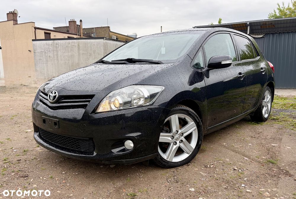 Toyota Auris 1.4 D-4D - 1
