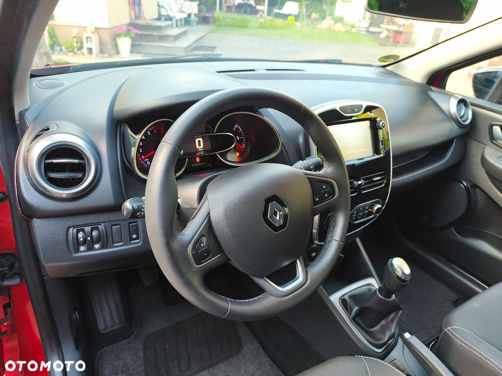Renault Clio TCe 90 Limited - 26