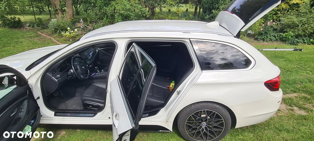 BMW Seria 5 520d Luxury Line - 13