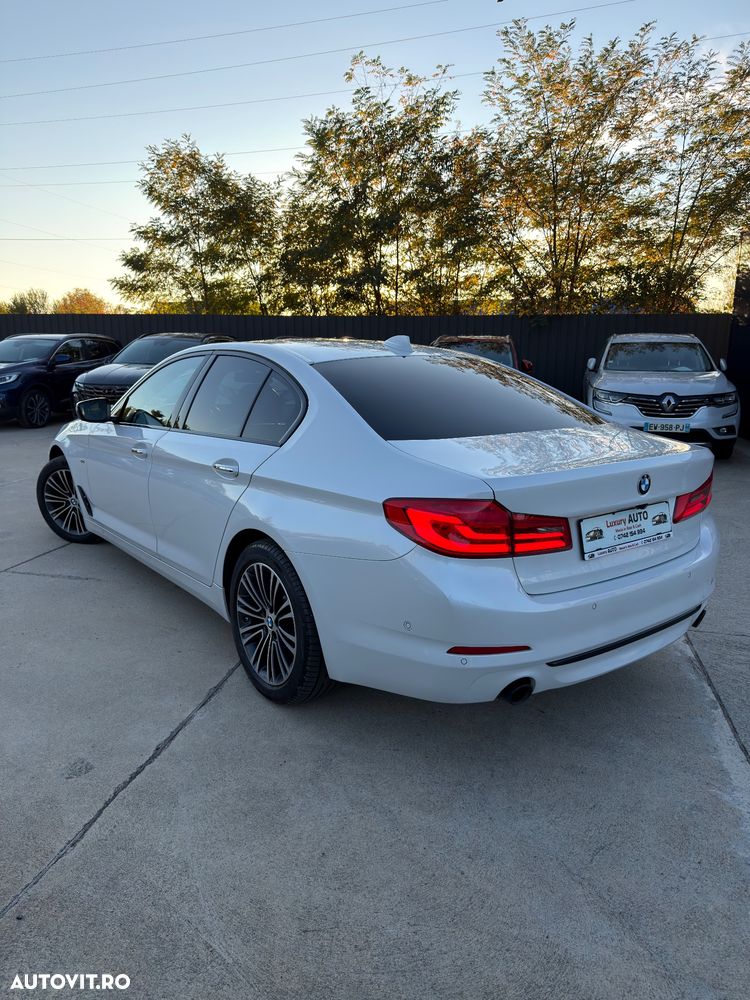 BMW Seria 5 520d xDrive AT - 5