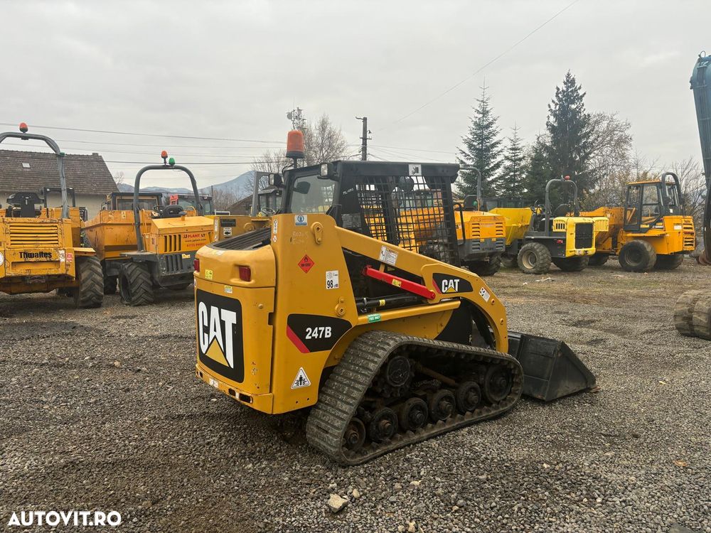 Caterpillar 247B - 6