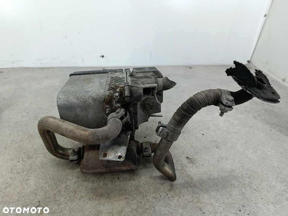 WEBASTO AUDI A8 D2 4D0815069D  12V 32W WEBASTO 2.5 TDI - 2