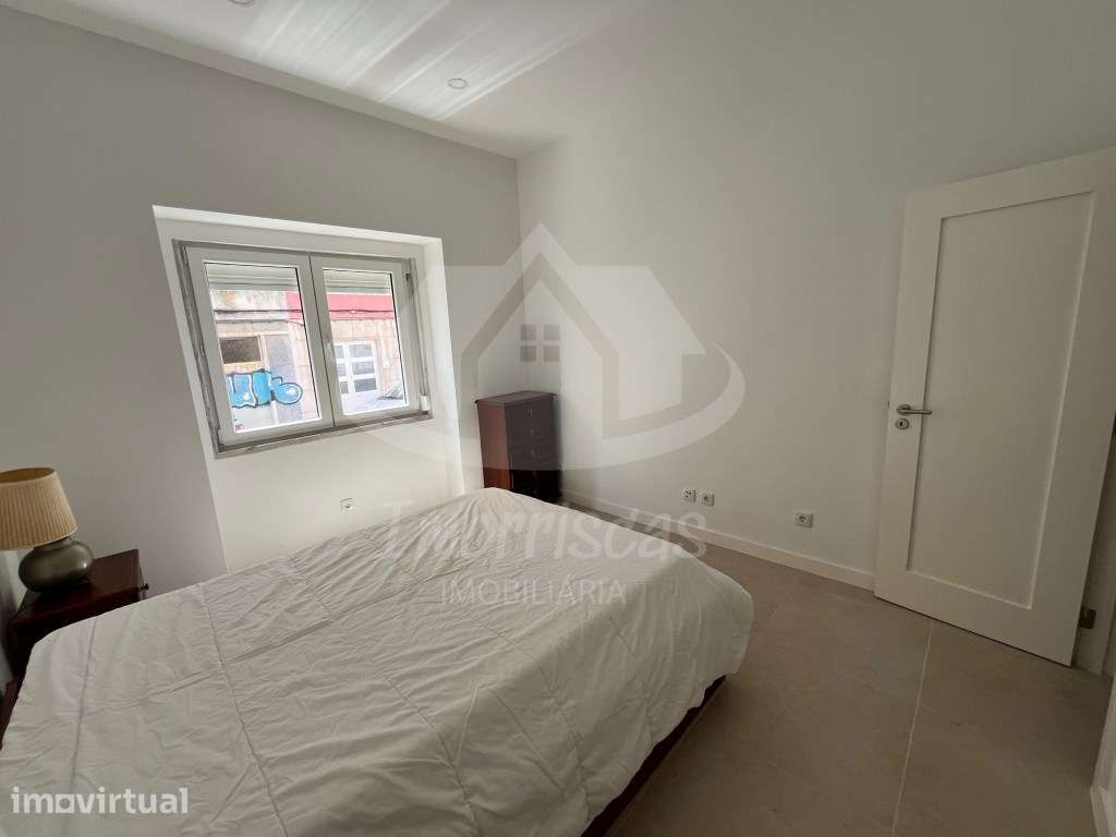 Apartamento T2+1 totalmente remodelado com terraço, localizado em M... - Grande imagem: 5/16