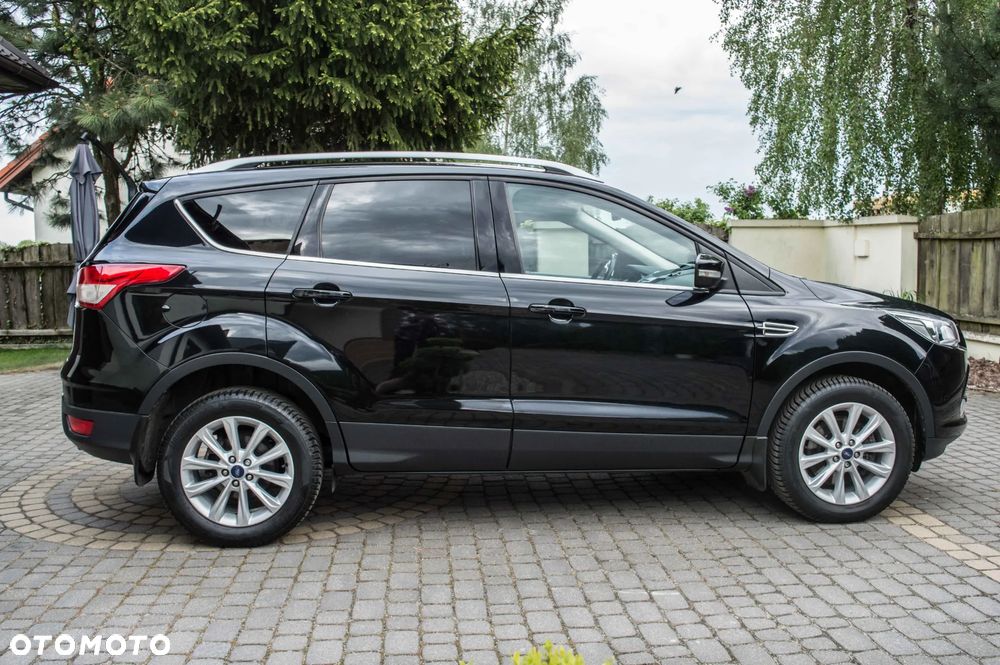 Ford Kuga 2.0 TDCi 2x4 Titanium - 11