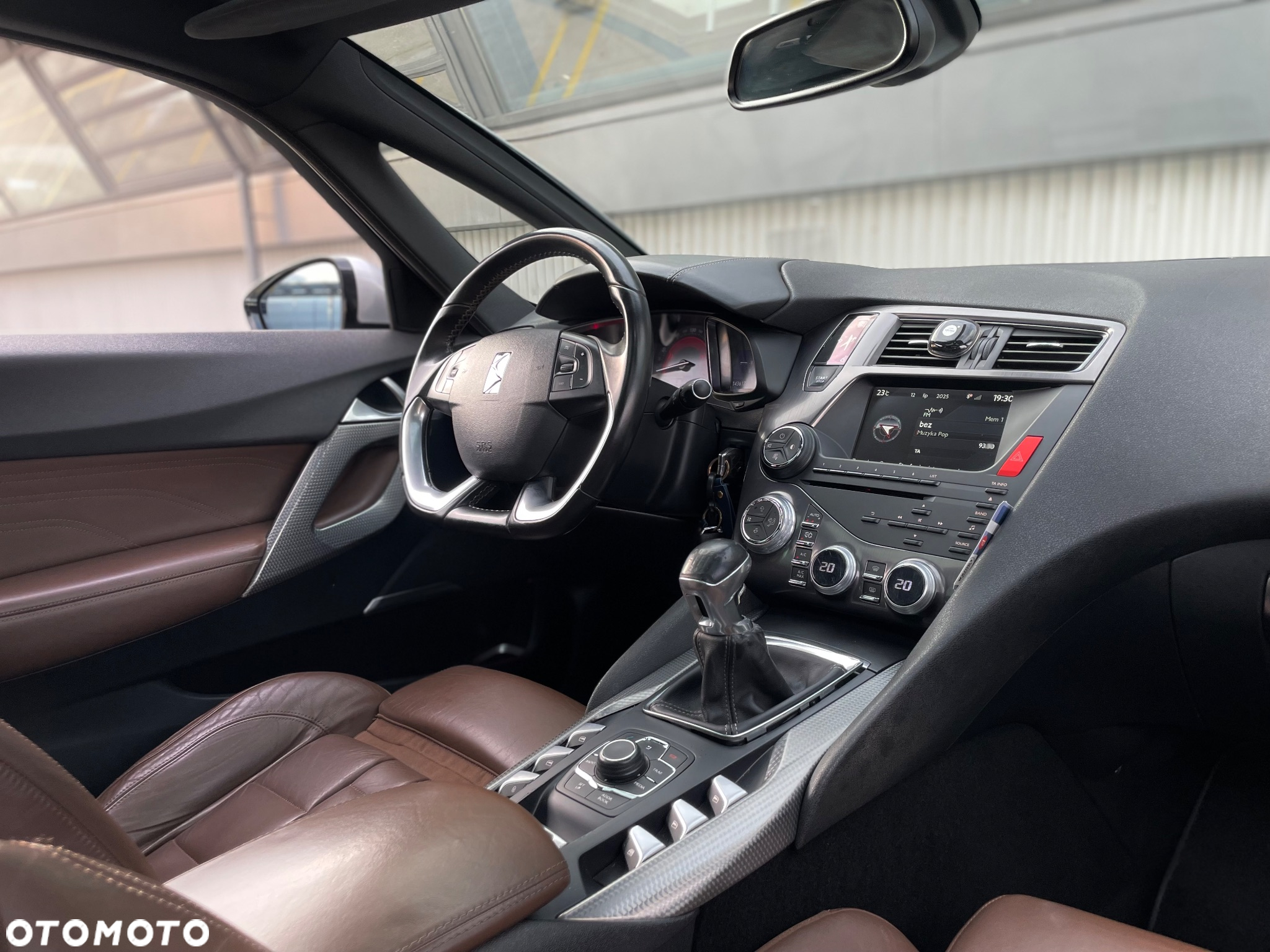 Citroën DS5 2.0 HDi SportChic - 22