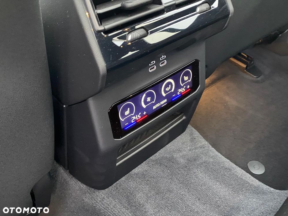 BMW Seria 5 520d M Sport sport - 23