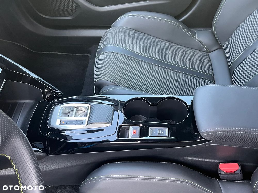 Peugeot 2008 54kWh GT Exclusive - 16