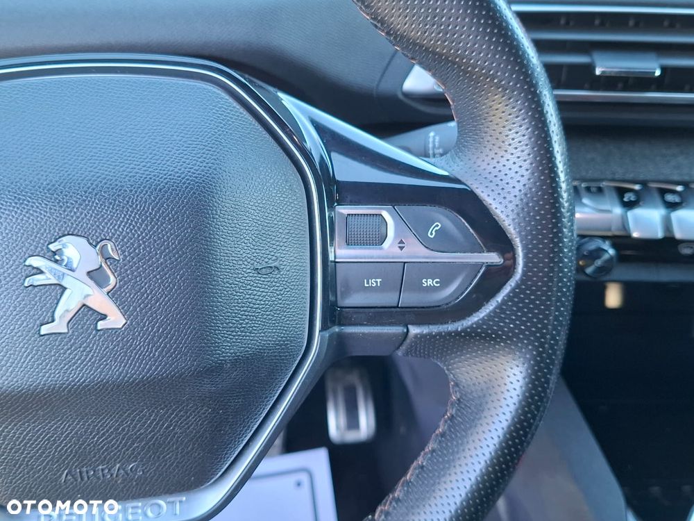 Peugeot 3008 - 22