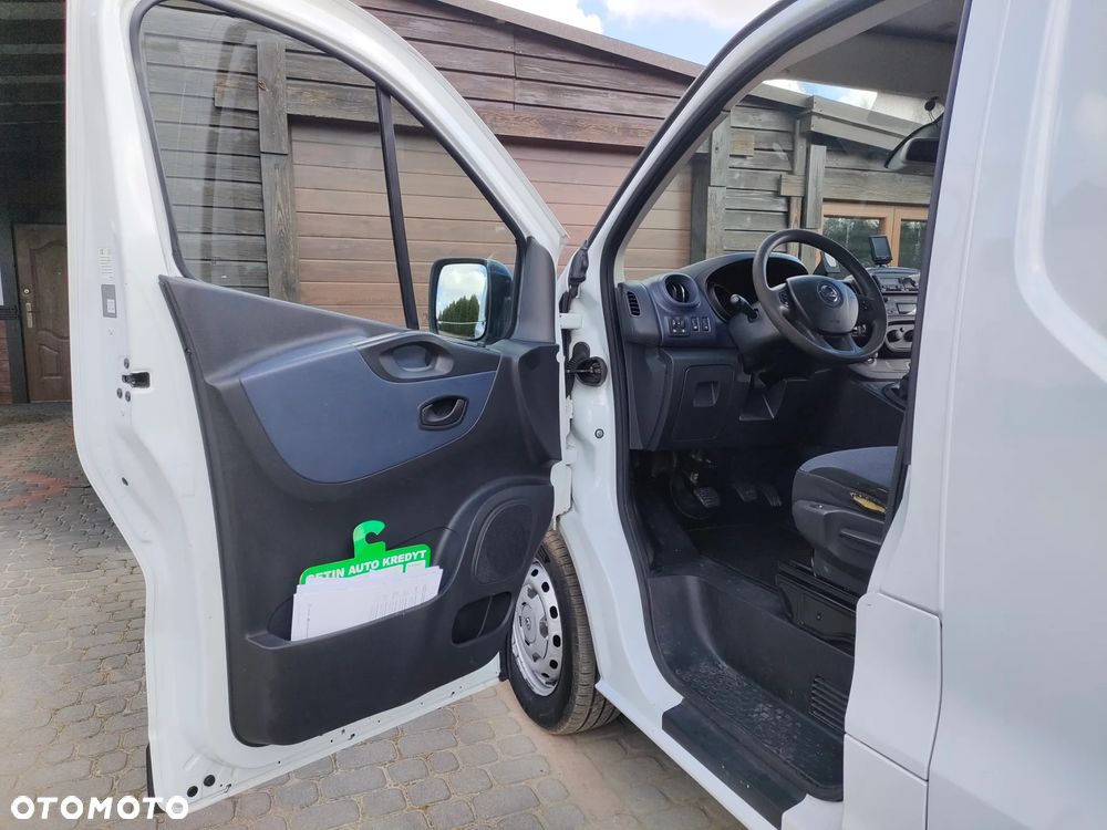 Opel VIVARO - 16