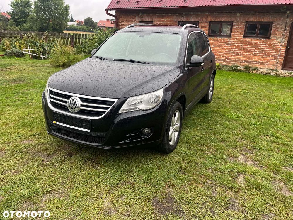 Volkswagen Tiguan 2.0 TDI DPF BlueMotion Technology Trend & Fun - 1
