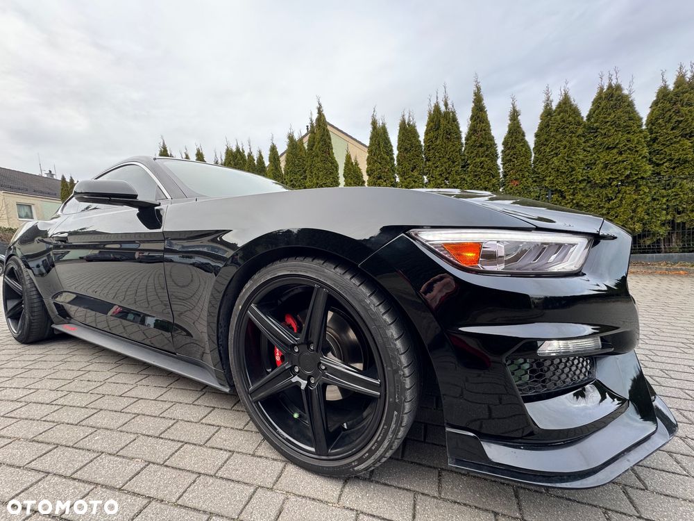 Ford Mustang - 9