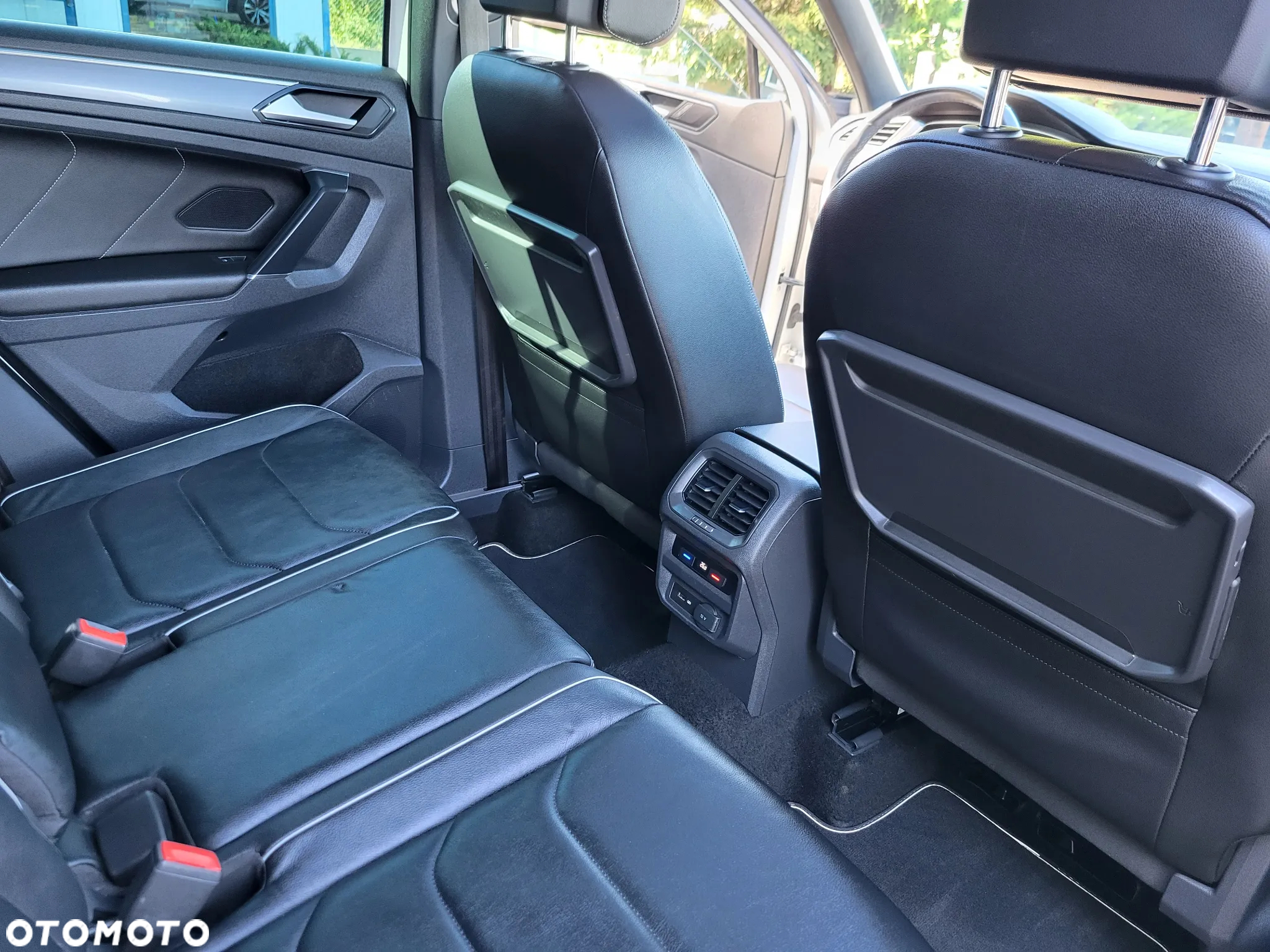 Volkswagen Tiguan 2.0 TDI SCR 4MOTION DSG Highline - 13