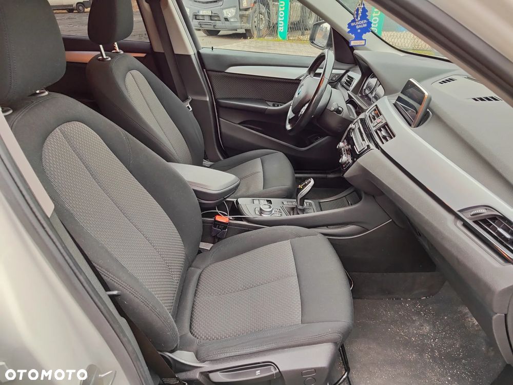 BMW X1 xDrive20d Advantage sport - 9