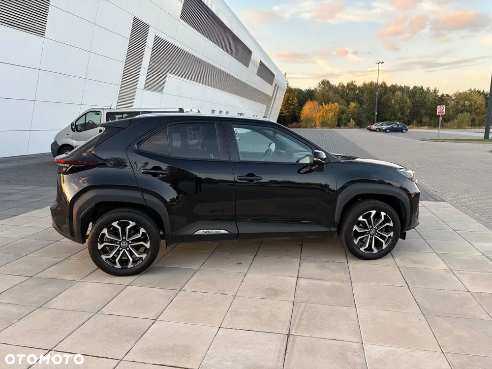 Toyota Yaris Cross Hybrid 1.5 Comfort 4x4 - 10