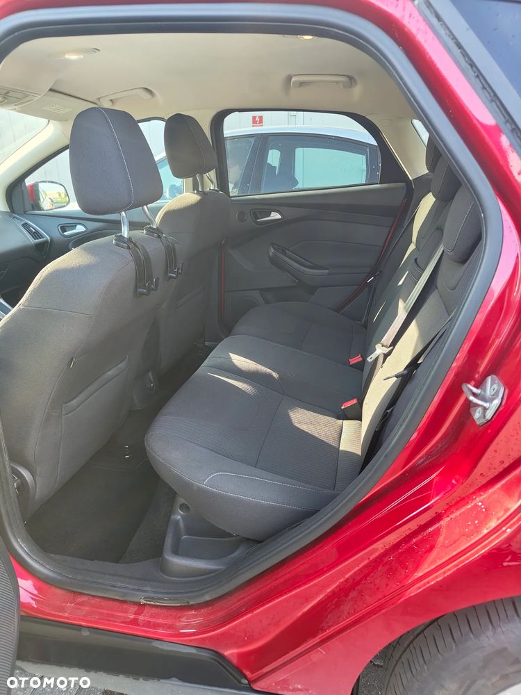 Ford Focus 1.6 EcoBoost Edition - 23