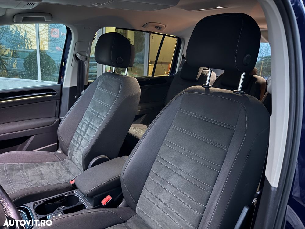 Volkswagen Touran 2.0 TDI SCR DSG Highline - 17