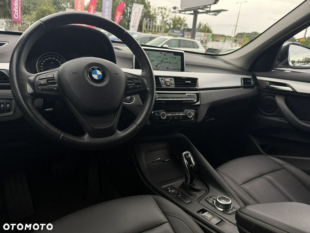 BMW X1 sDrive18i GPF xLine - 15