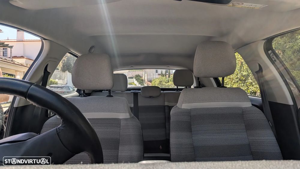 Citroën C3 1.2 PureTech Feel - 4