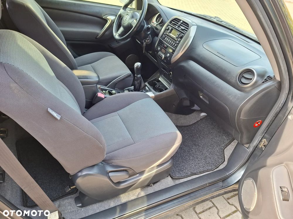 Toyota RAV4 - 20
