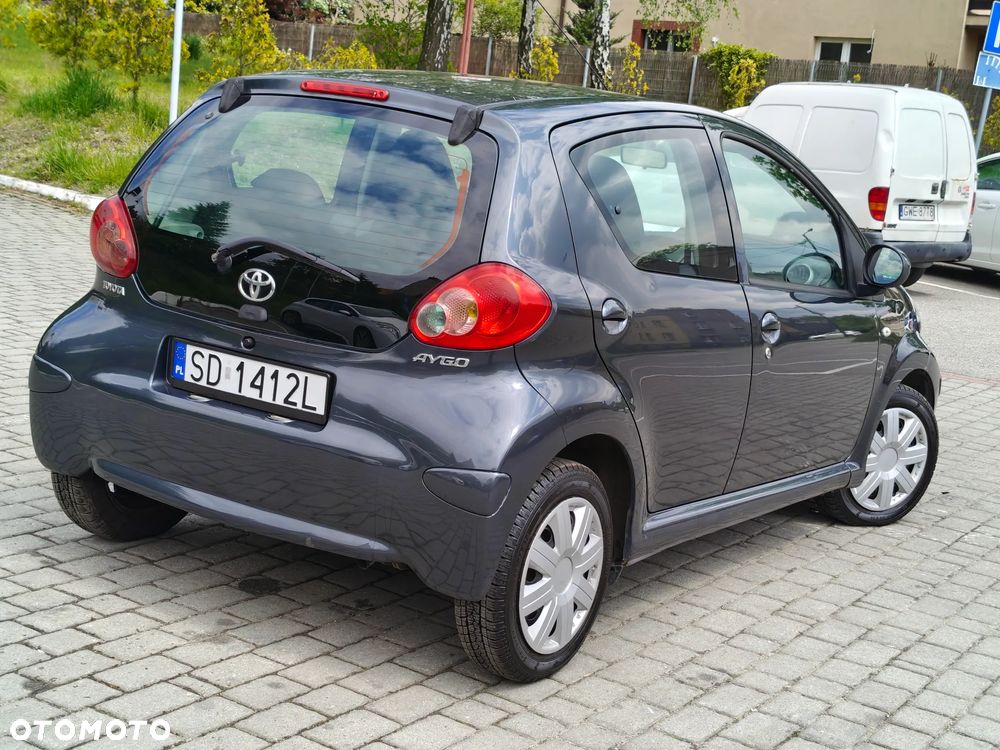 Toyota Aygo Cool - 1
