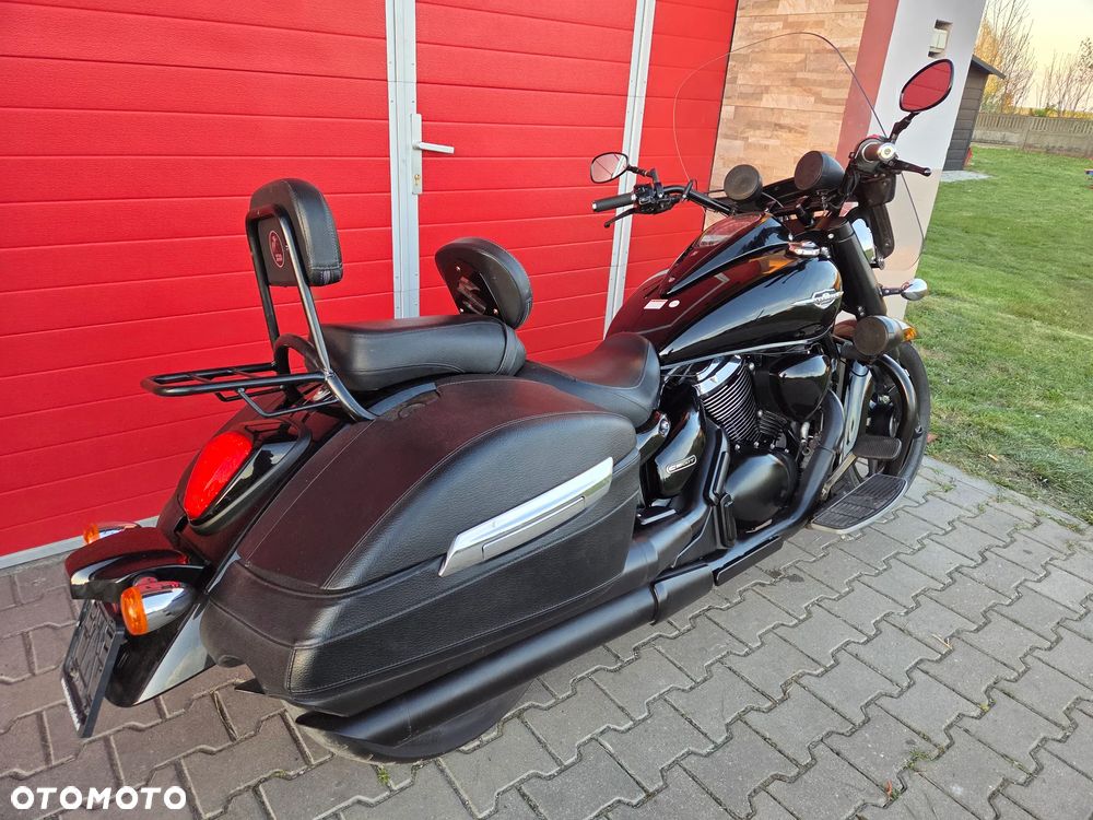 Suzuki Intruder - 3