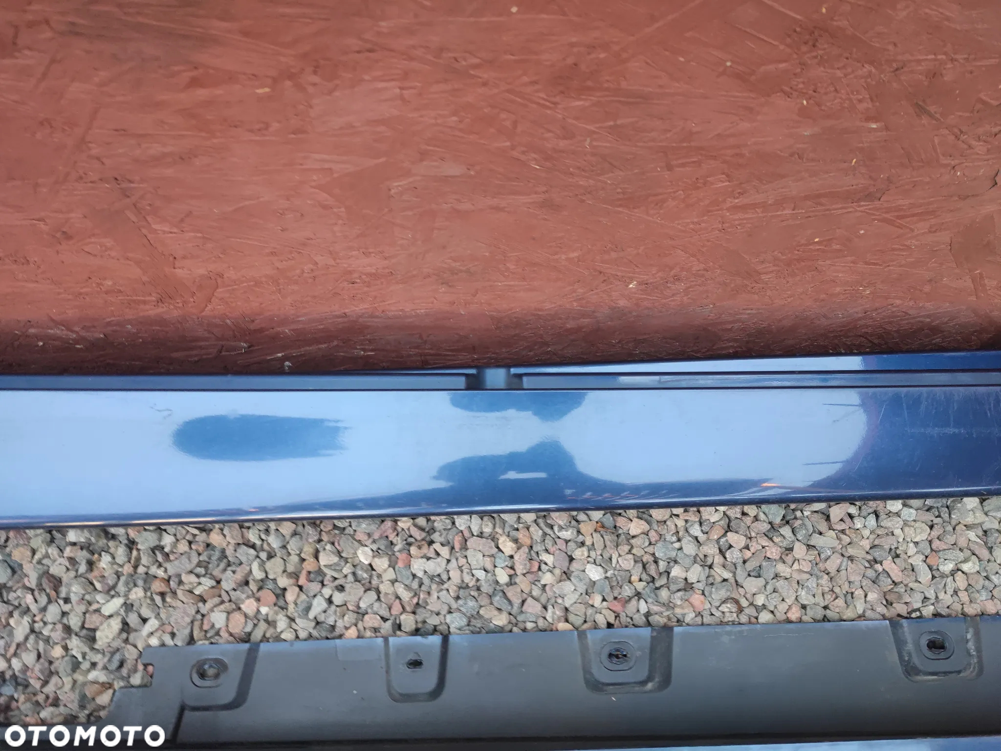 BMW F11 / F10 / F11N / F10N ORYGINALNE NAKŁADKI NA PROGI LEWA / PRAWA W KOLORZE  TIEFSEEBLAU METALLIC O KODZIE LAKIERU A76 O NR.  51 77 7 262 663 / 51 77 7 262 664 OEM W DOBRYM STANIE - 11