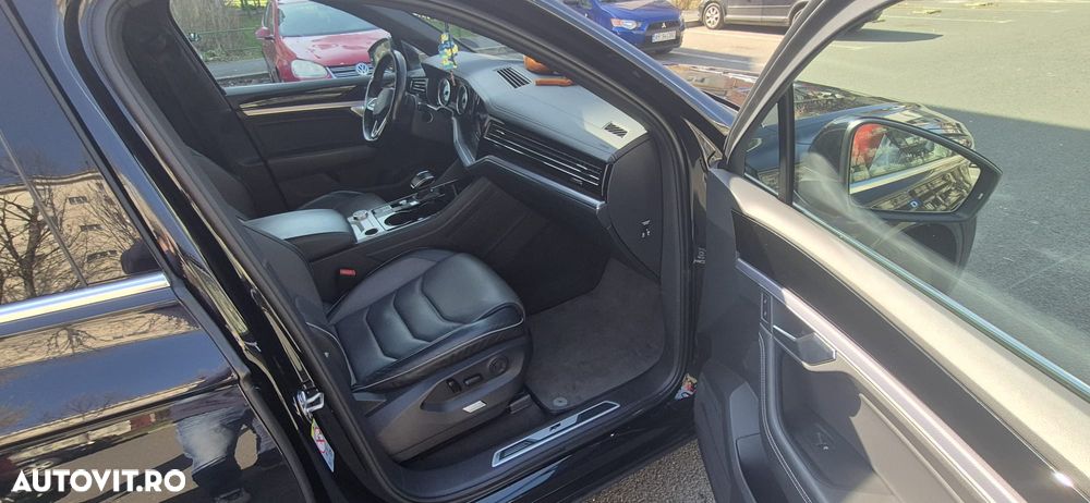 Volkswagen Touareg - 7