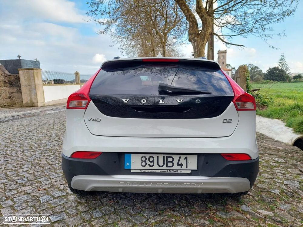 Volvo V40 Cross Country 2.0 D2 Kinetic Geartronic - 5