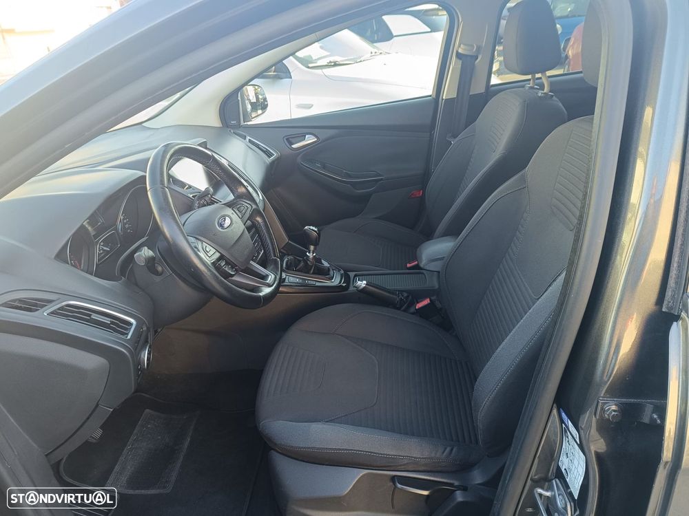 Ford Focus 1.0 SCTi ST-Line - 10