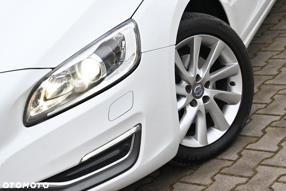 Volvo V60 D4 Drive-E Summum - 6