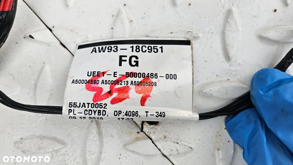 Jaguar XJ 351 Instalacja lewa komory bagażnika Wiązka tył lewy Przewody wzmacniacza Telewizorów  AW93-18C951-FG - 12