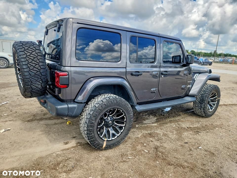 Jeep Wrangler Unlimited 3.6 Automatik Sahara - 3