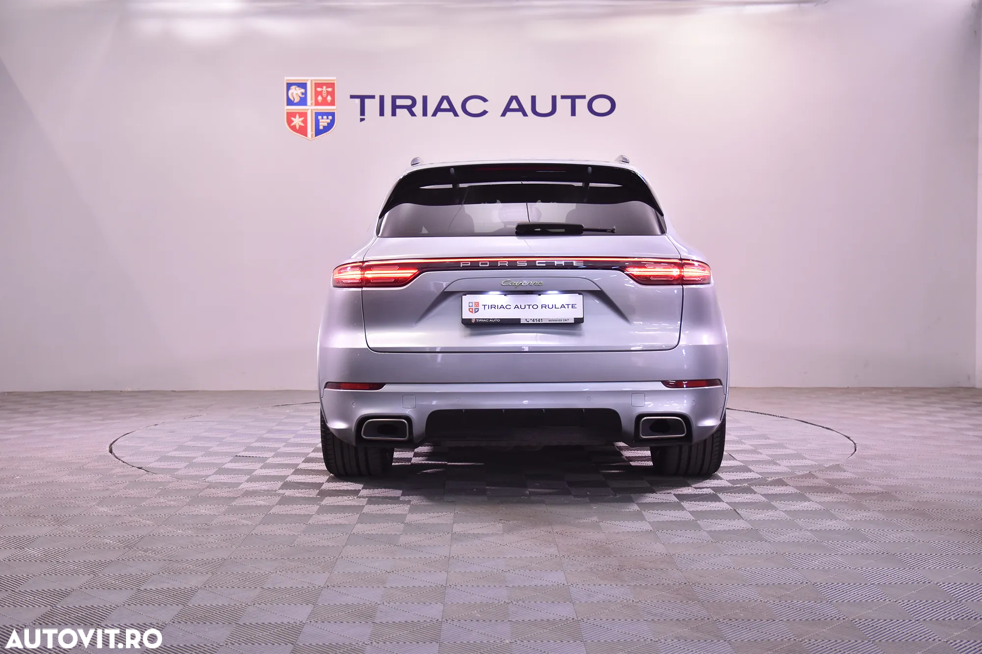 Porsche Cayenne E-Hybrid Tiptronic S - 4