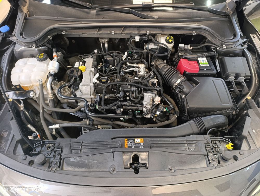 Ford Focus 1.0 EcoBoost MHEV ST-Line - 16