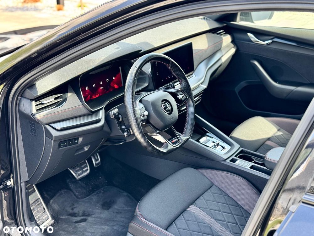 Skoda Octavia 2.0 TDI DSG 4x4 RS Plus - 36