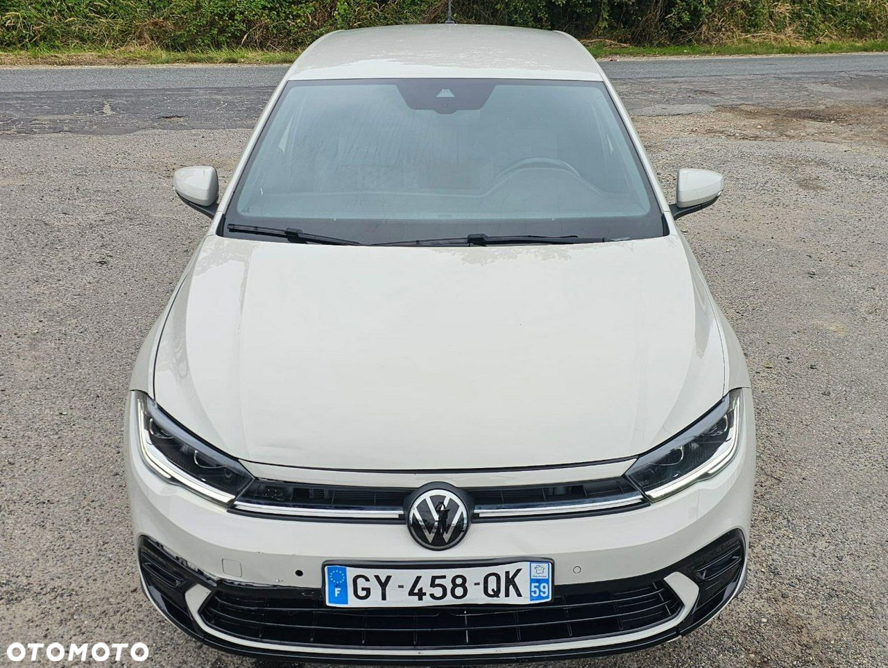 Volkswagen Polo - 2
