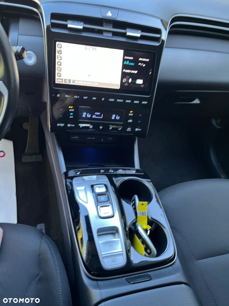 Hyundai Tucson 1.6 T-GDi HEV 2WD Select - 17