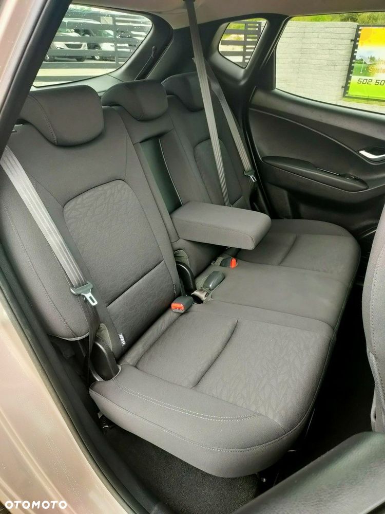 Hyundai ix20 1.6 blue Style - 16