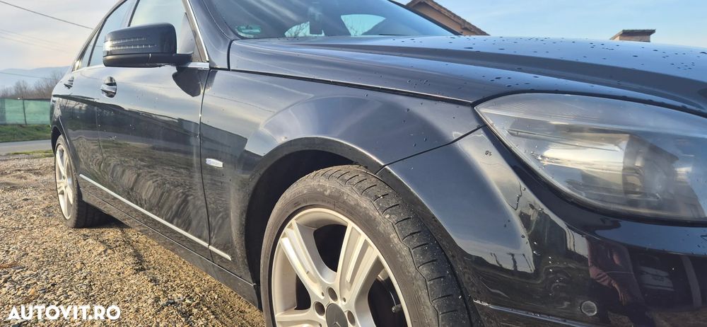 Mercedes-Benz C 200 CDI DPF Automatik BlueEFFICIENCY - 18