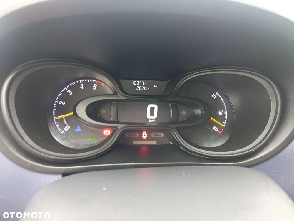 Opel VIVARO - 20