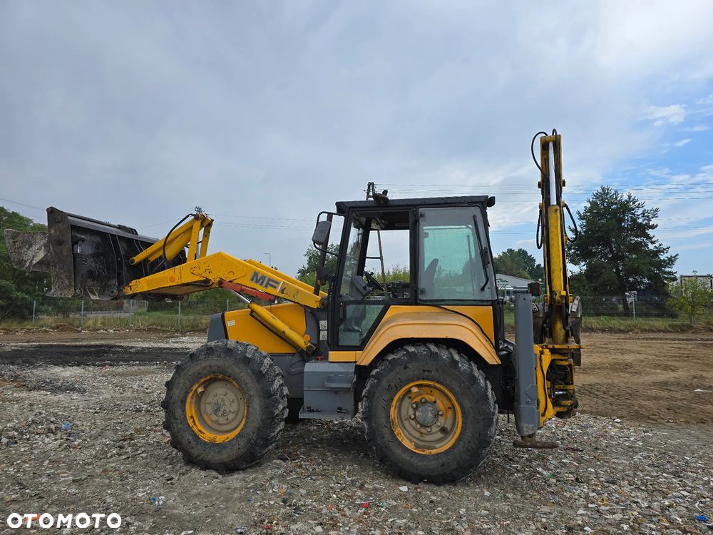 Massey Ferguson MF 900 * 5,700 mth * Krokodyl * Długi teleskop * Zamiana * Opony 80% * - 7