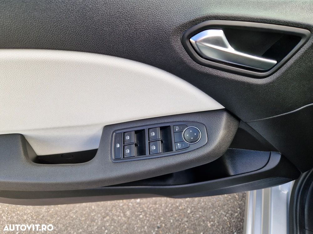 Renault Clio V E-Tech full hybrid 145 Techno - 16