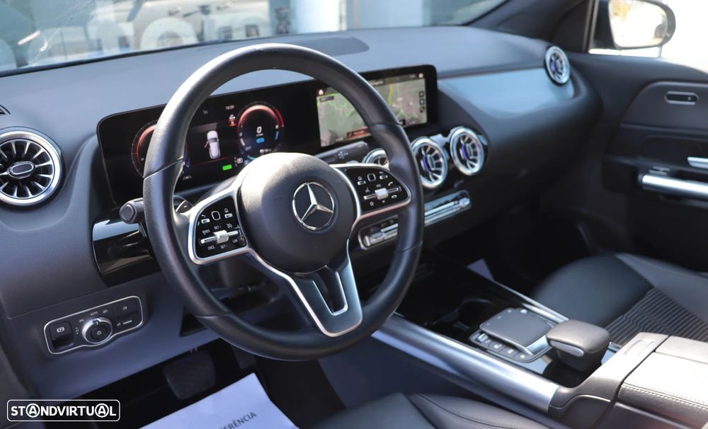 Mercedes-Benz GLA 250 - 11