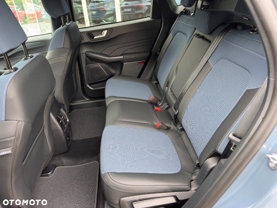Ford Kuga - 27