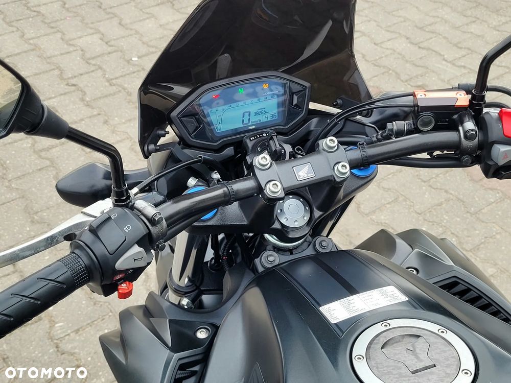 Honda CB - 15