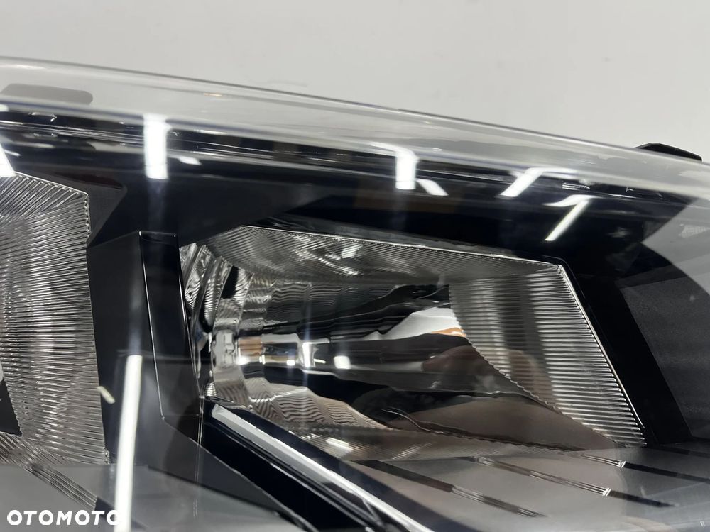 Lampa reflektor Toyota ProAce Expert Jumpy Scudo Ulysse Vivaro C Life 23r.- LIFT EU prawa przednia E - 9