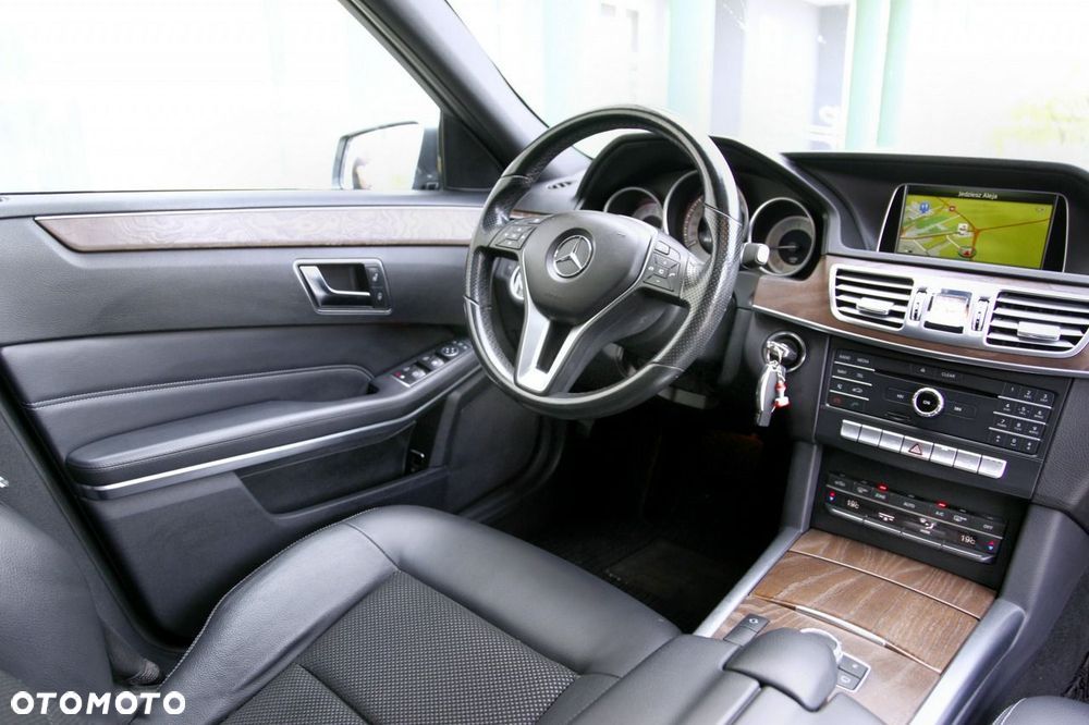 Mercedes-Benz Klasa E - 12